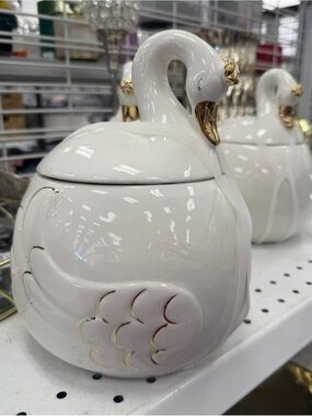 1 White Ceramic Swan Sugar Bowl with Gold Accents